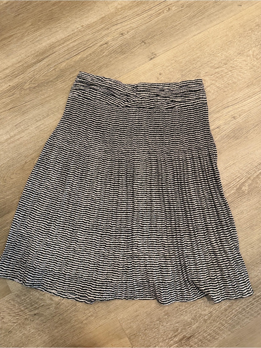 ANTONIO MELANI Black & White Striped Circle Skirt Size 4